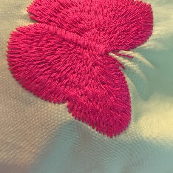 Pleats Collection Size Small yellow 3/4 sleeve top with embroidery detail - Picture 12 of 13